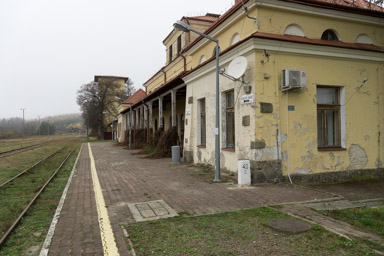 równie piękna co zniszczonstacja w Łupkowie