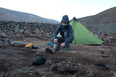 nocleg na przełęczy Tizi Ou Adil 2968 mnpm