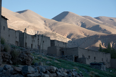 wieś Taârâart u podnóży Jbel Ayachi