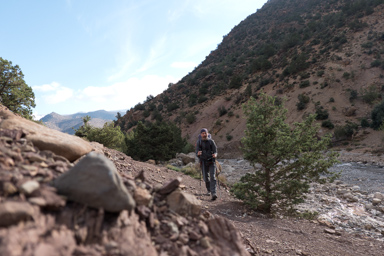 i znów w górę, w stronę Ism Souq