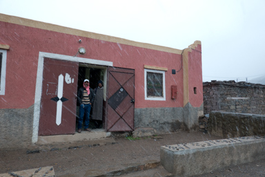 załamanie pogody przeszło w pełnowymiarowa śnieżycę