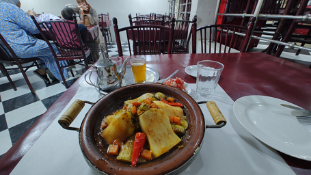 przed wyjściem należy dobrze się najeść